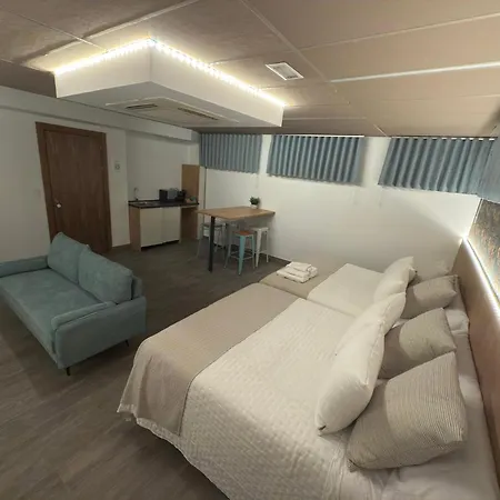 Mirasierra Apartment